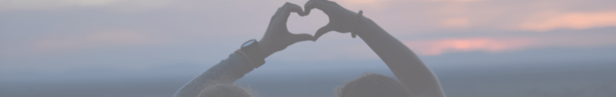 Heartfelt and thoughtful gifts for female friends, featuring unique and personalized items that celebrate friendship and special moments.