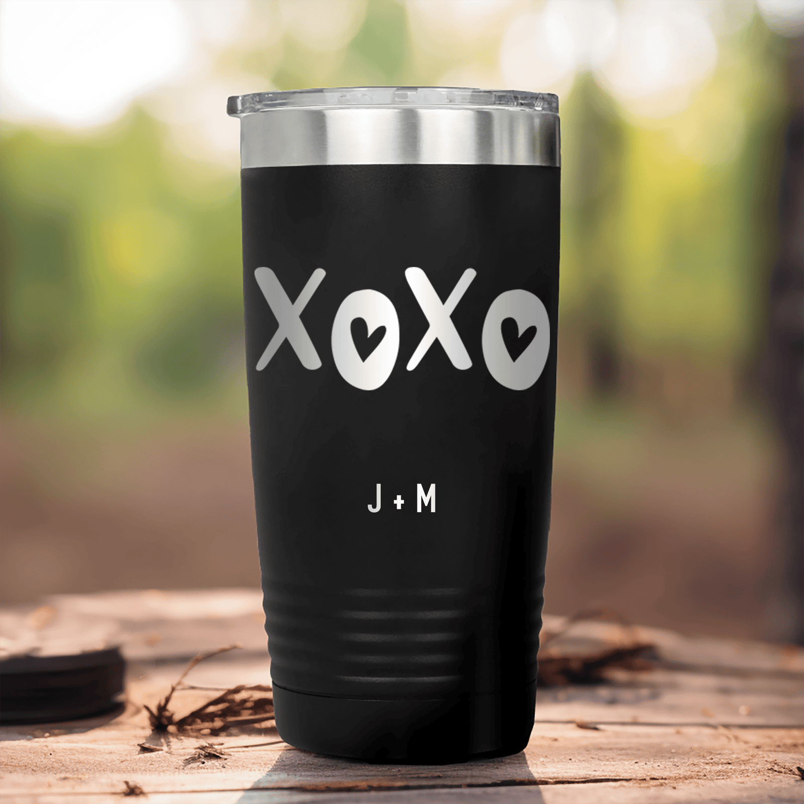 Black Valentines Day Tumbler With Kisses And Hugs Design