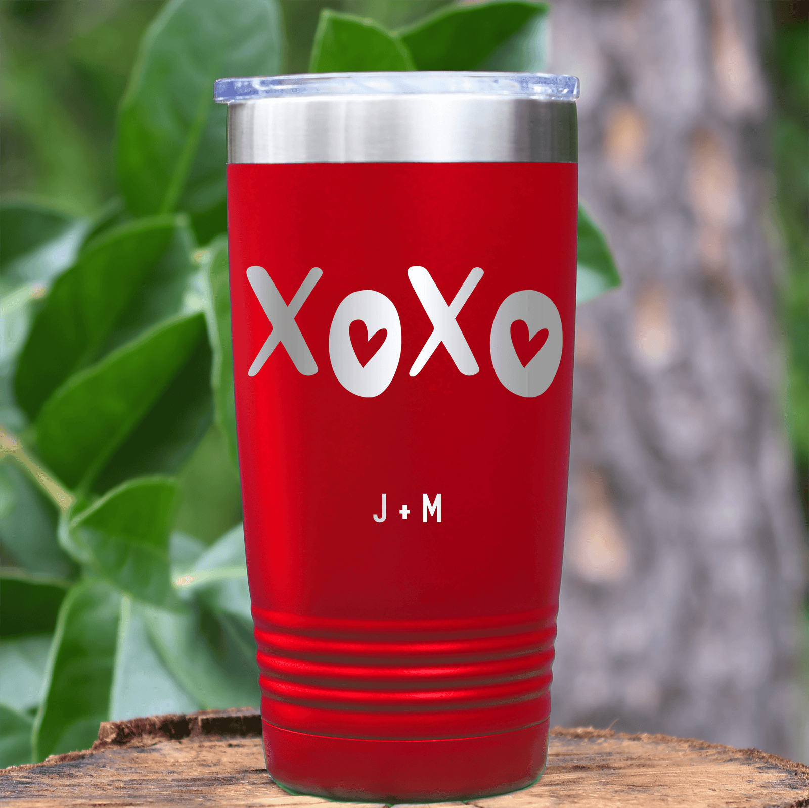 Red Valentines Day Tumbler With Kisses And Hugs Design