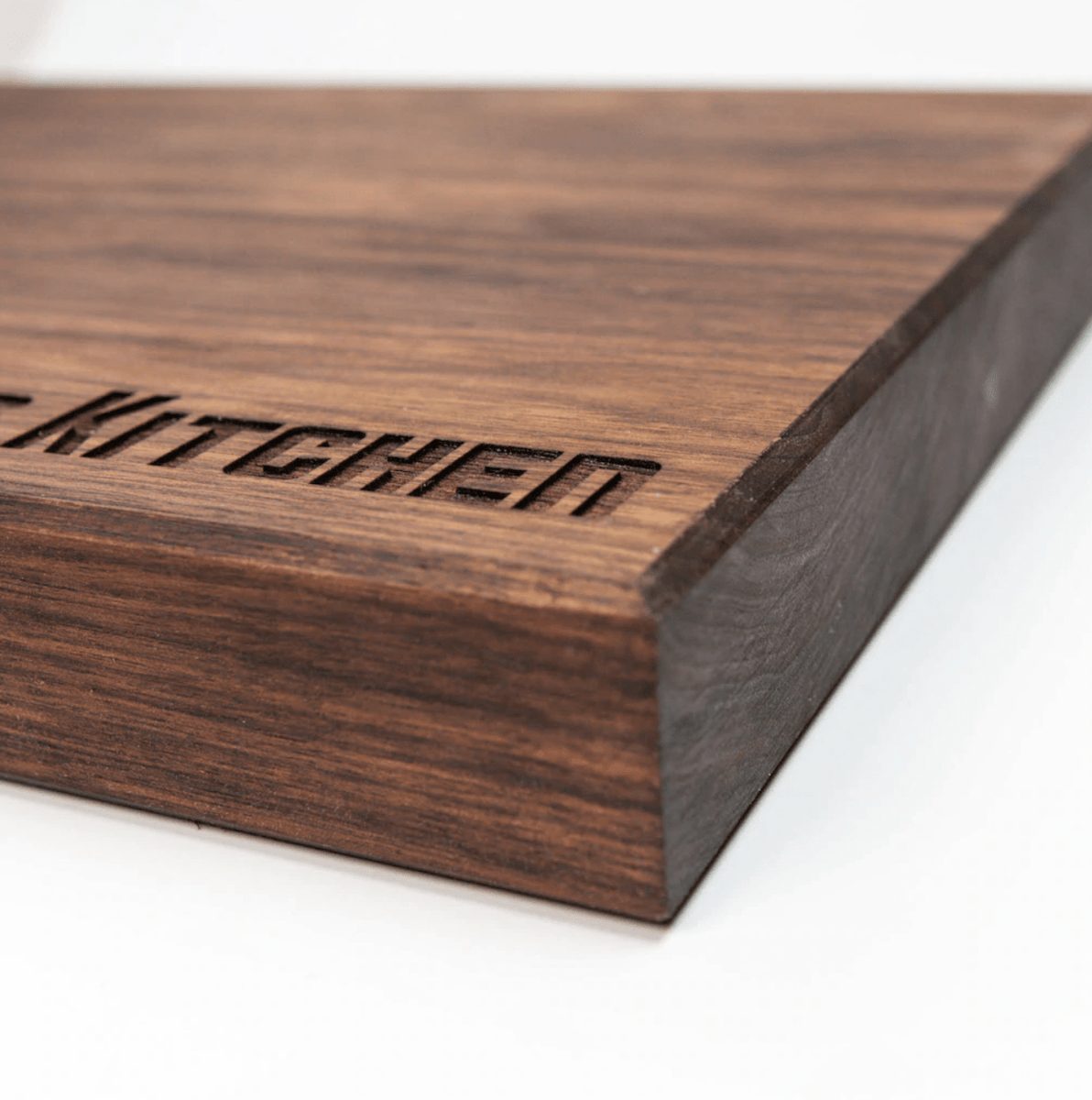 Chef's Kiss Cutting Board