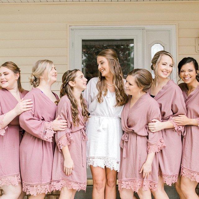 Robes Pretty in Lace