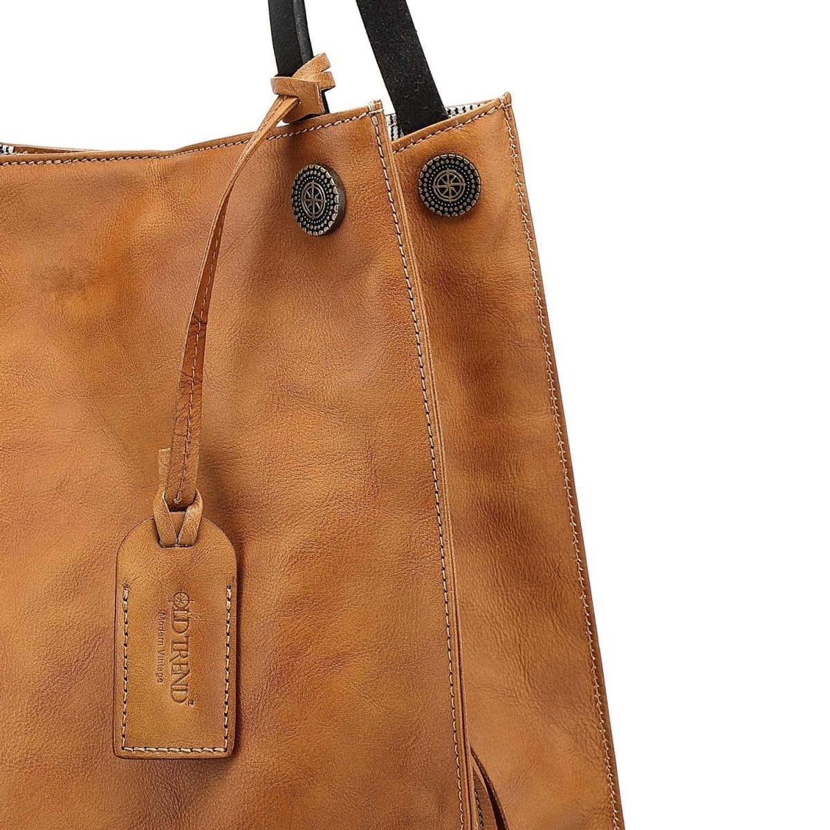 Personalized Daisy Leather Tote for her, Customized Gifts for Women by Groovy Girl Gifts