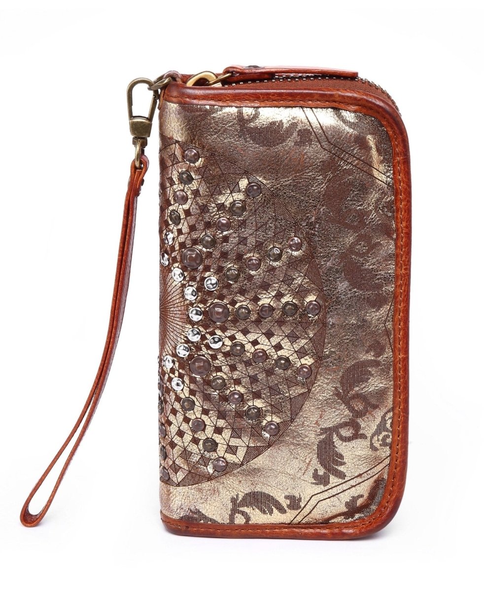 Bags & Luggage - Women's Bags - Clutches Golden Mola Leather Clutch