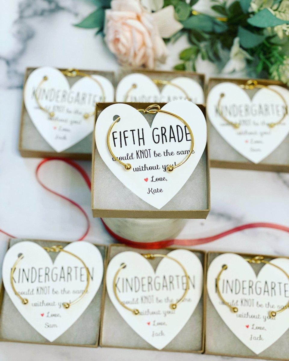 Bracelet Knot Bangle & Heart Card