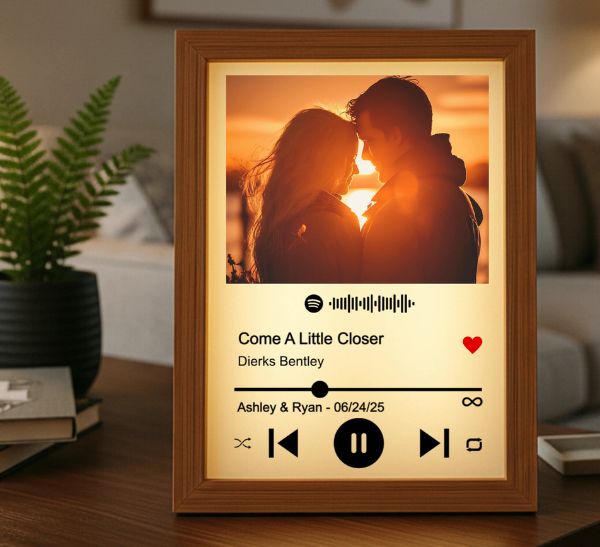 36 Romantic Gifts for Women That Speak the Language of Love