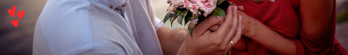 224 Unique & Romantic Gifts for Wife