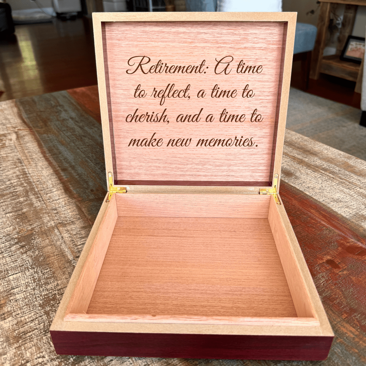 Custom wooden golf keepsake box with engraved name and optional message, perfect for retiring golfers to store cherished mementos