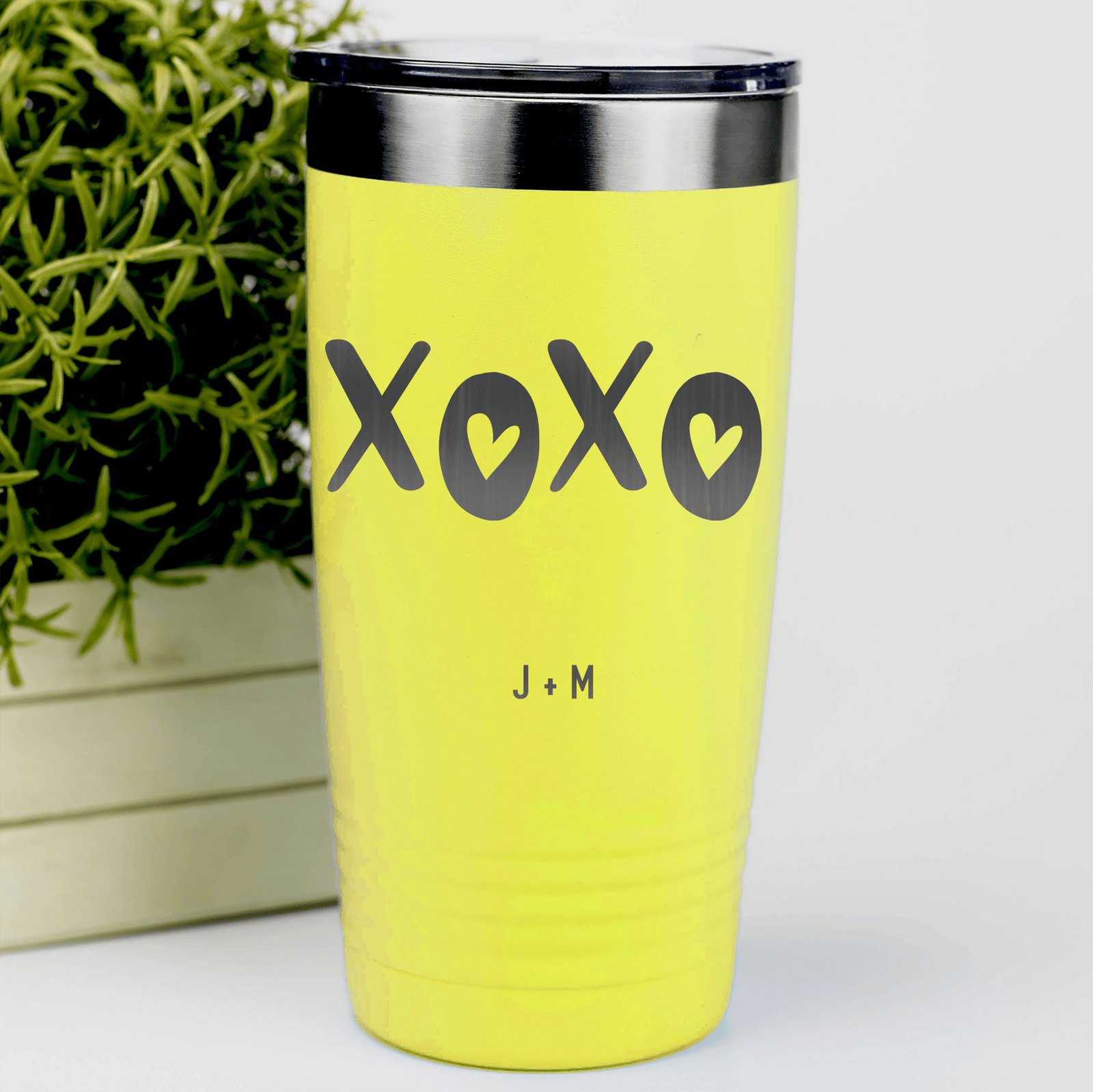 Yellow Valentines Day Tumbler With Kisses And Hugs Design