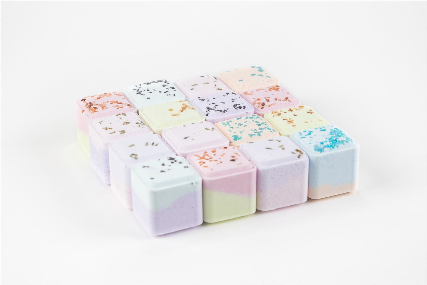 Luxury Shower Steamers Gift Set with 12 Handmade Aromatherapy Cubes – Lavender, Grapefruit, Mint & Eucalyptus – Perfect Spa Gift