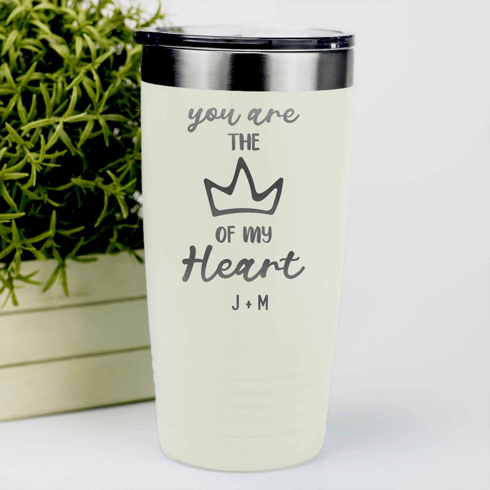 White Valentines Day Tumbler With The Queen Of My Heart Design