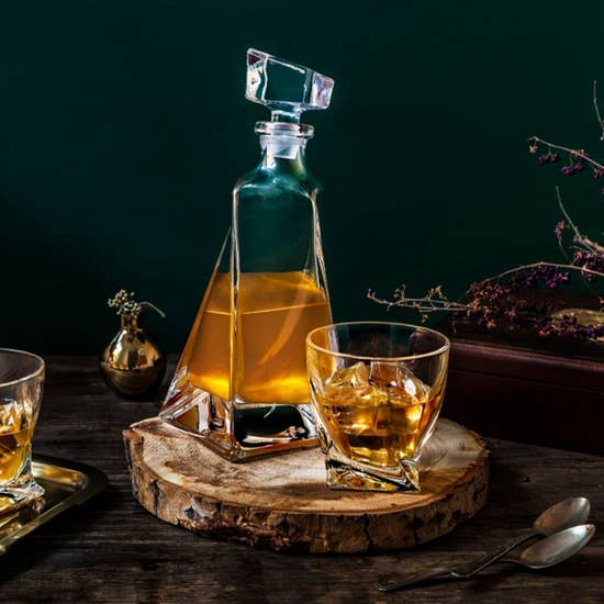 Decanter Class Act Decanter Set