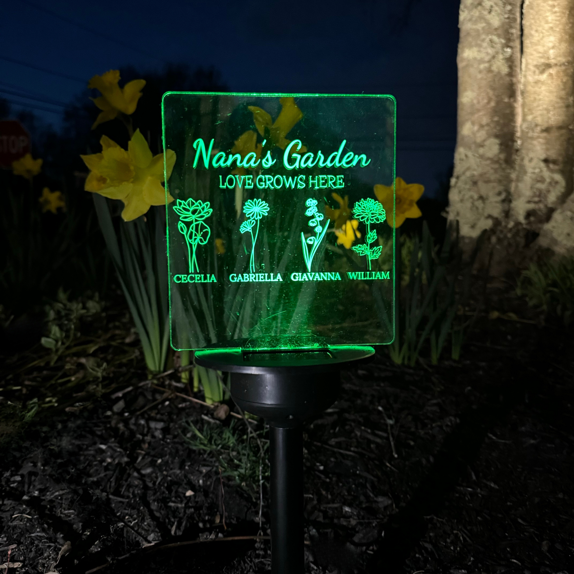 Mama's Radiant Garden Sign