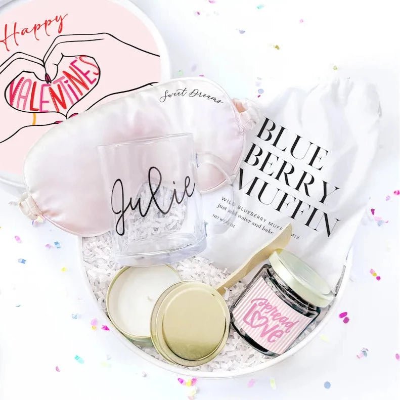 Valentine&#39;s Breakfast in Bed Gift Box