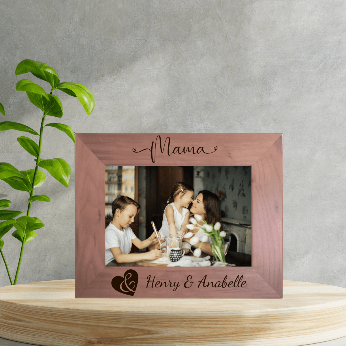 Personalized Custom Mama&#39;s Love Frame for her, Customized Gifts for Women by Groovy Girl Gifts
