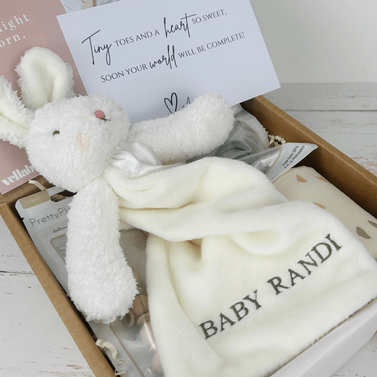 Personalized Deluxe Baby Gift Set for Expecting Moms for her, Customized Gifts for Women by Groovy Girl Gifts