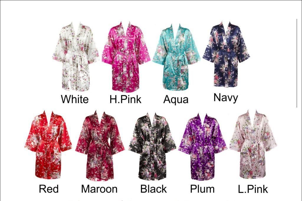 Robes Timeless Floral Kimonos