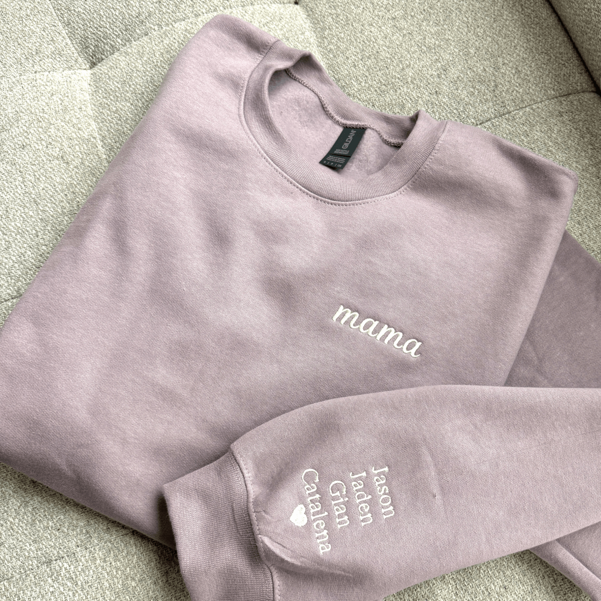 Personalized Custom Kids&#39; Names Mama Sweatshirt for her, Customized Gifts for Women by Groovy Girl Gifts