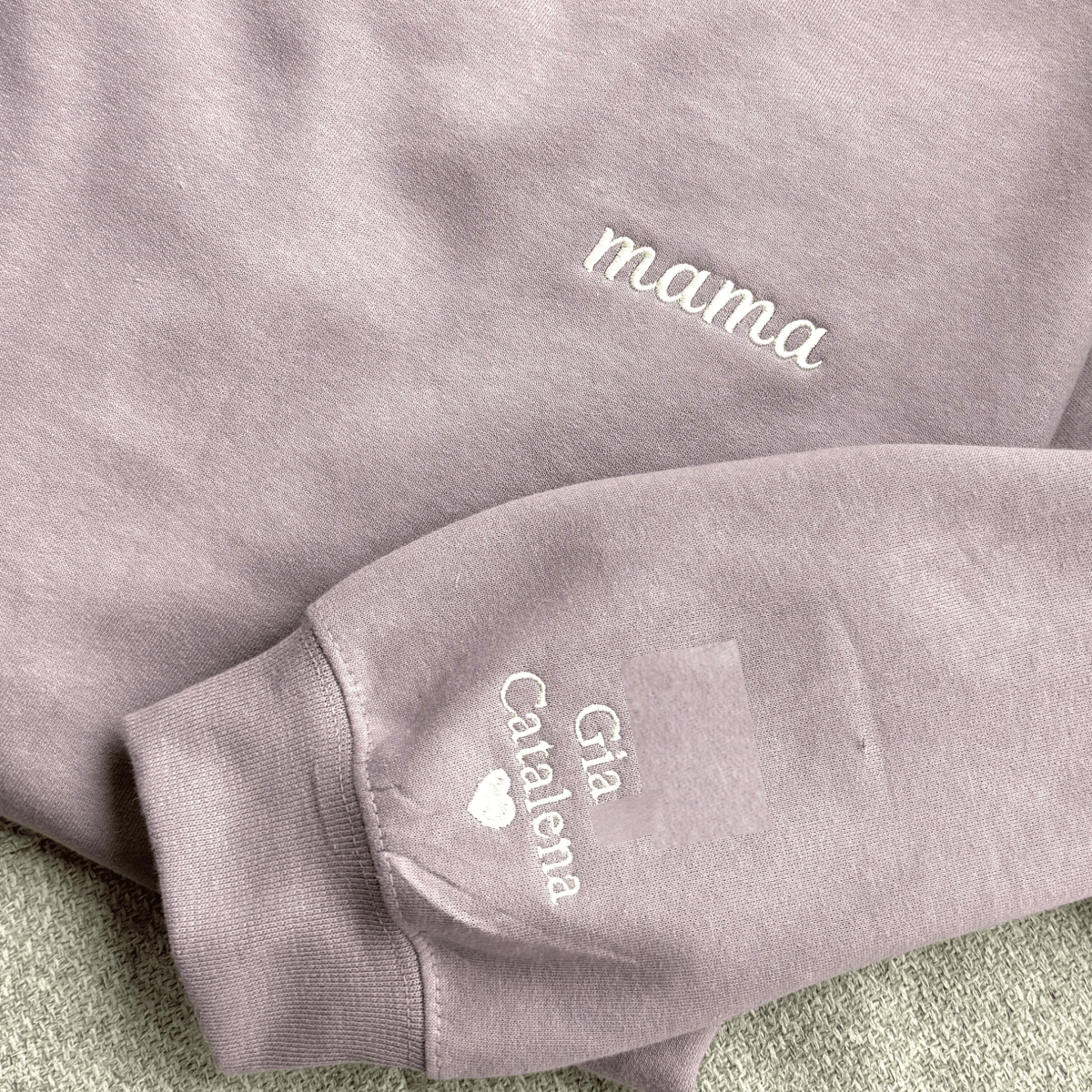 Personalized Custom Kids&#39; Names Mama Sweatshirt for her, Customized Gifts for Women by Groovy Girl Gifts