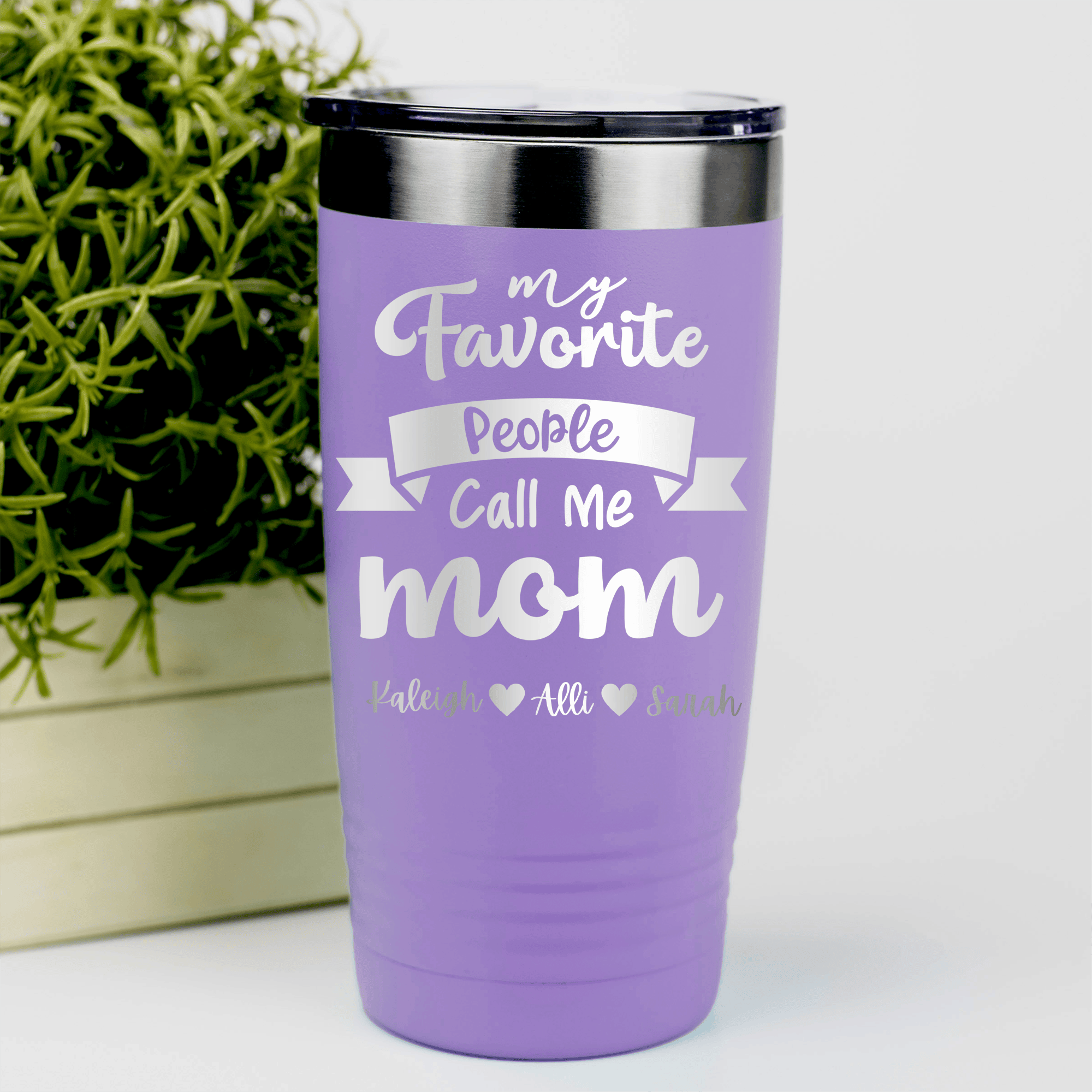 Light Purple Mothers Day Tumbler With Favorite People Call Me Mom Design