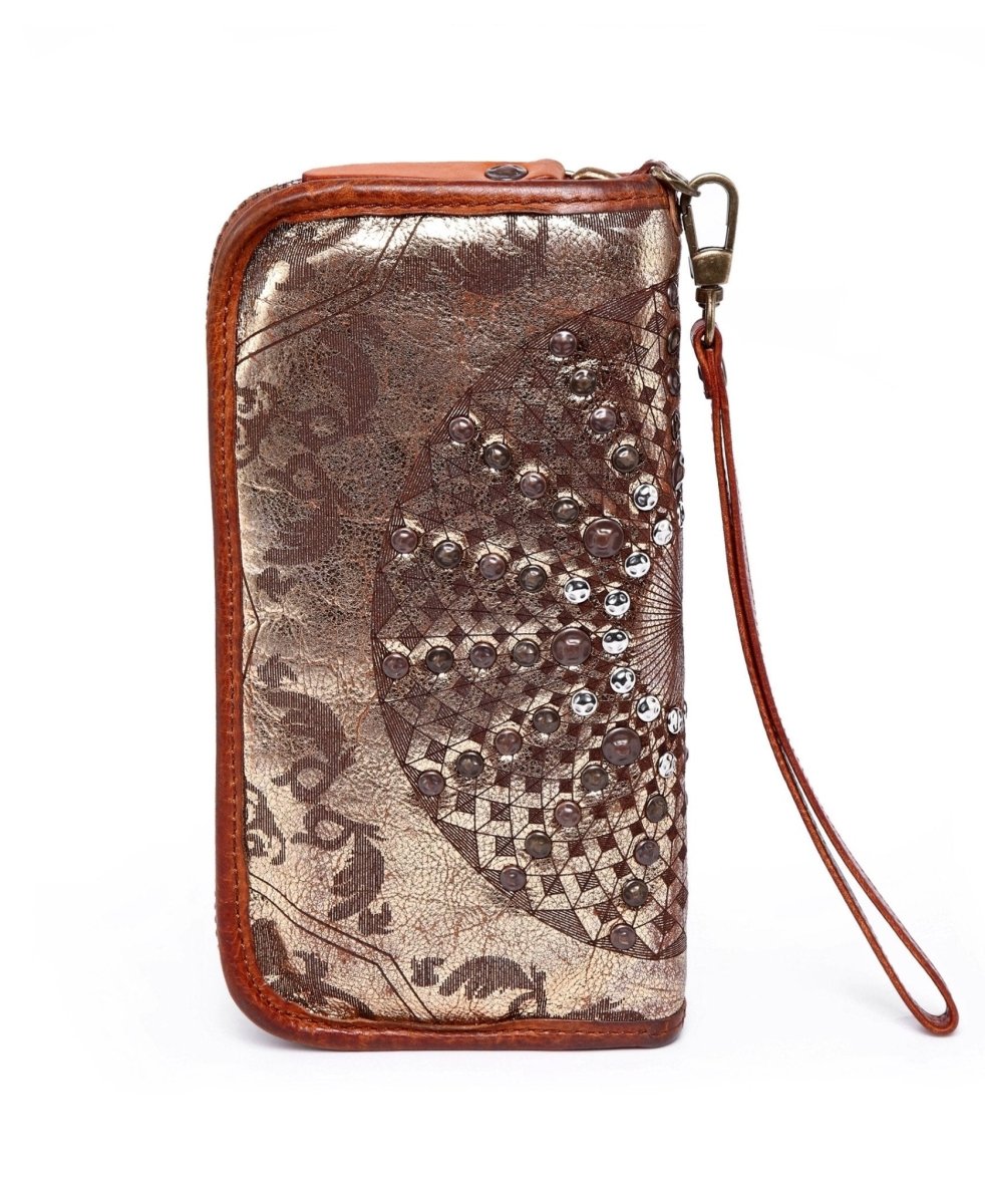 Bags & Luggage - Women's Bags - Clutches Golden Mola Leather Clutch