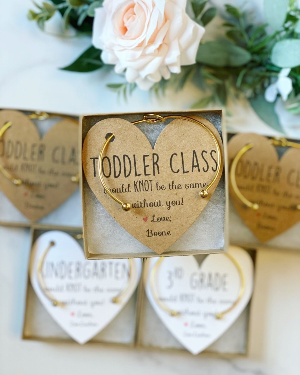 Bracelet Knot Bangle & Heart Card