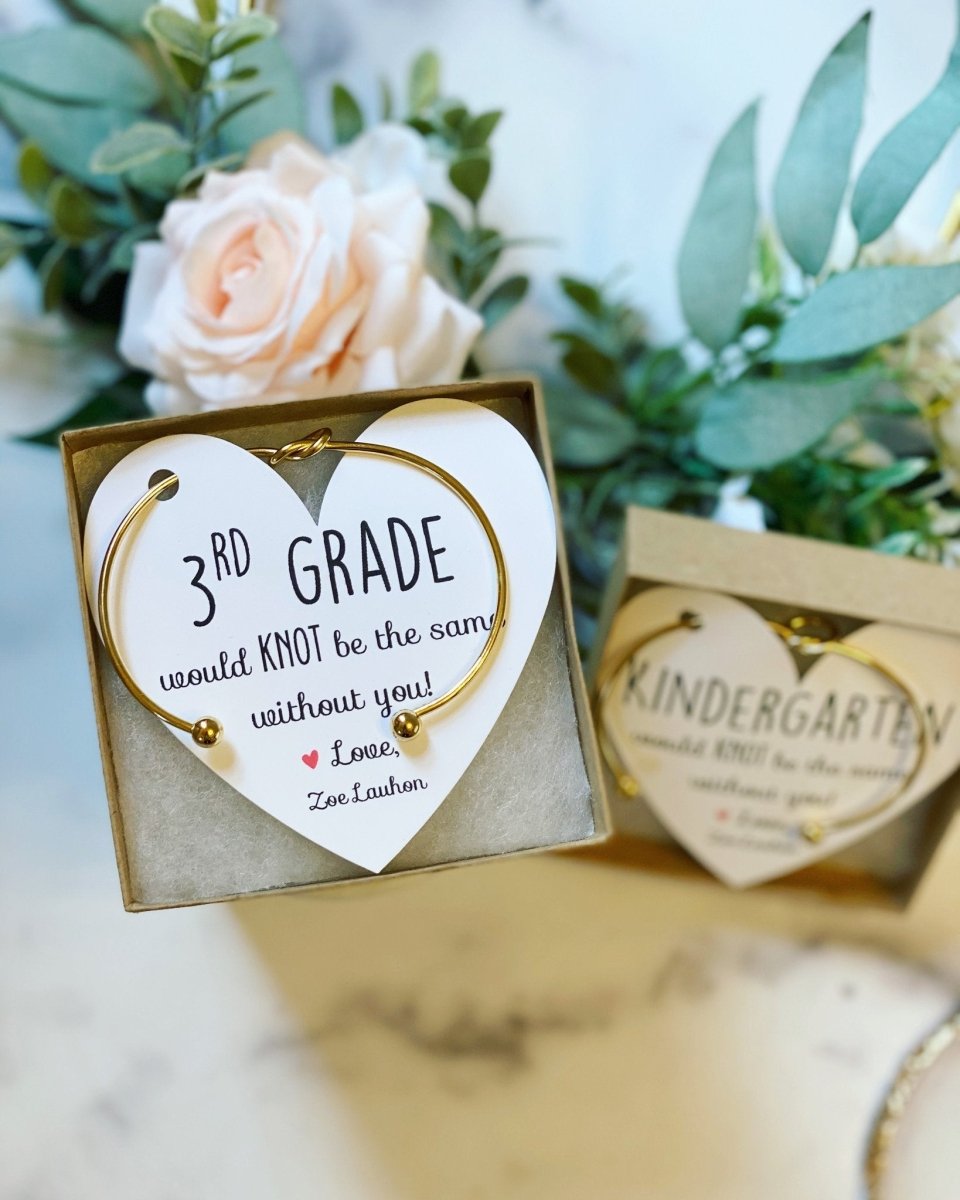 Bracelet Knot Bangle & Heart Card