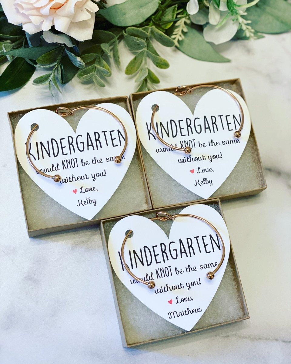 Bracelet Knot Bangle & Heart Card