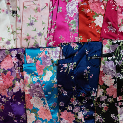 Robes Timeless Floral Kimonos