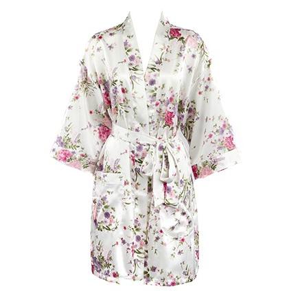 Robes Timeless Floral Kimonos