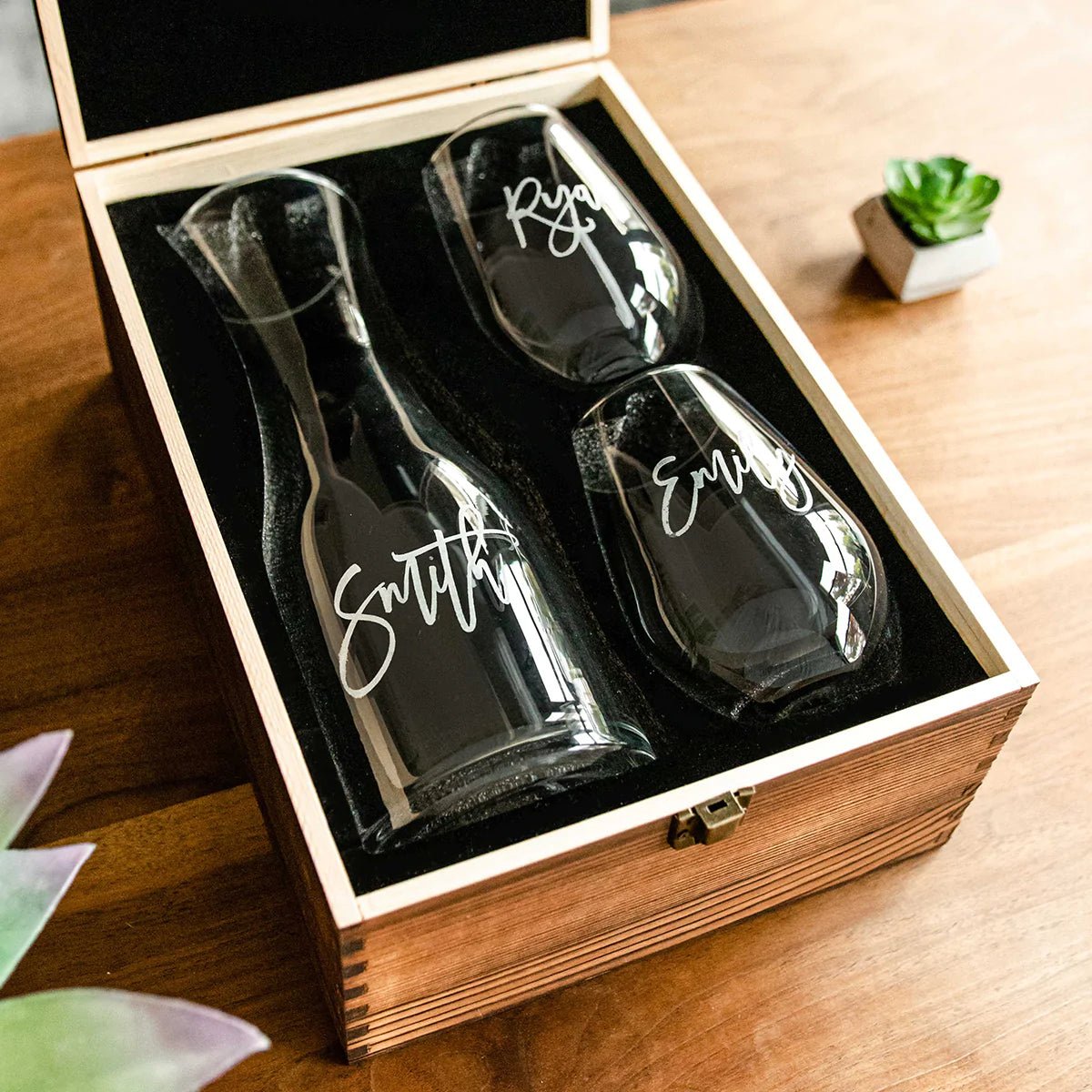 Personalized Etched Wine Glass with Designer Script Name